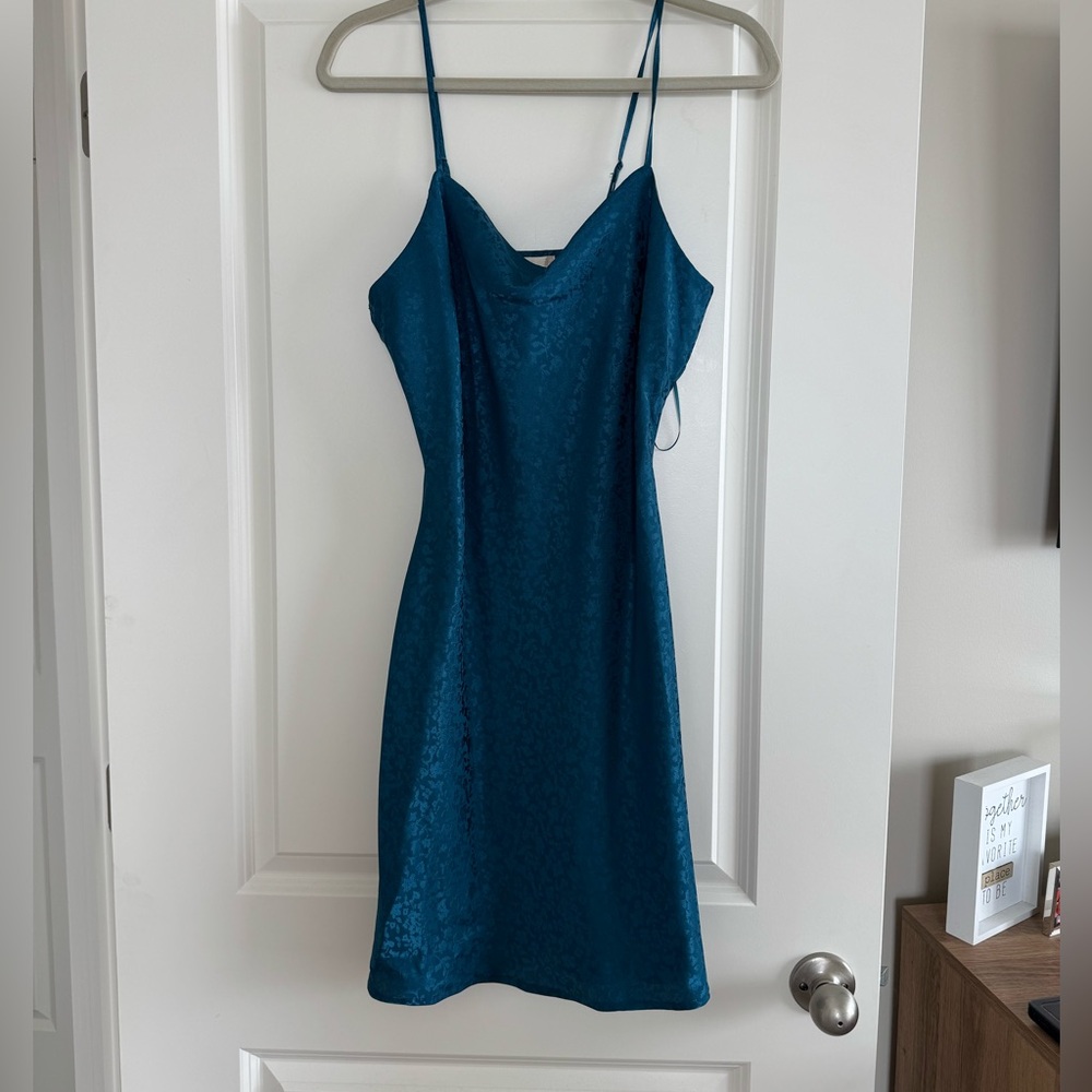 NWOT, Carribean Blue Altar’d State Dress